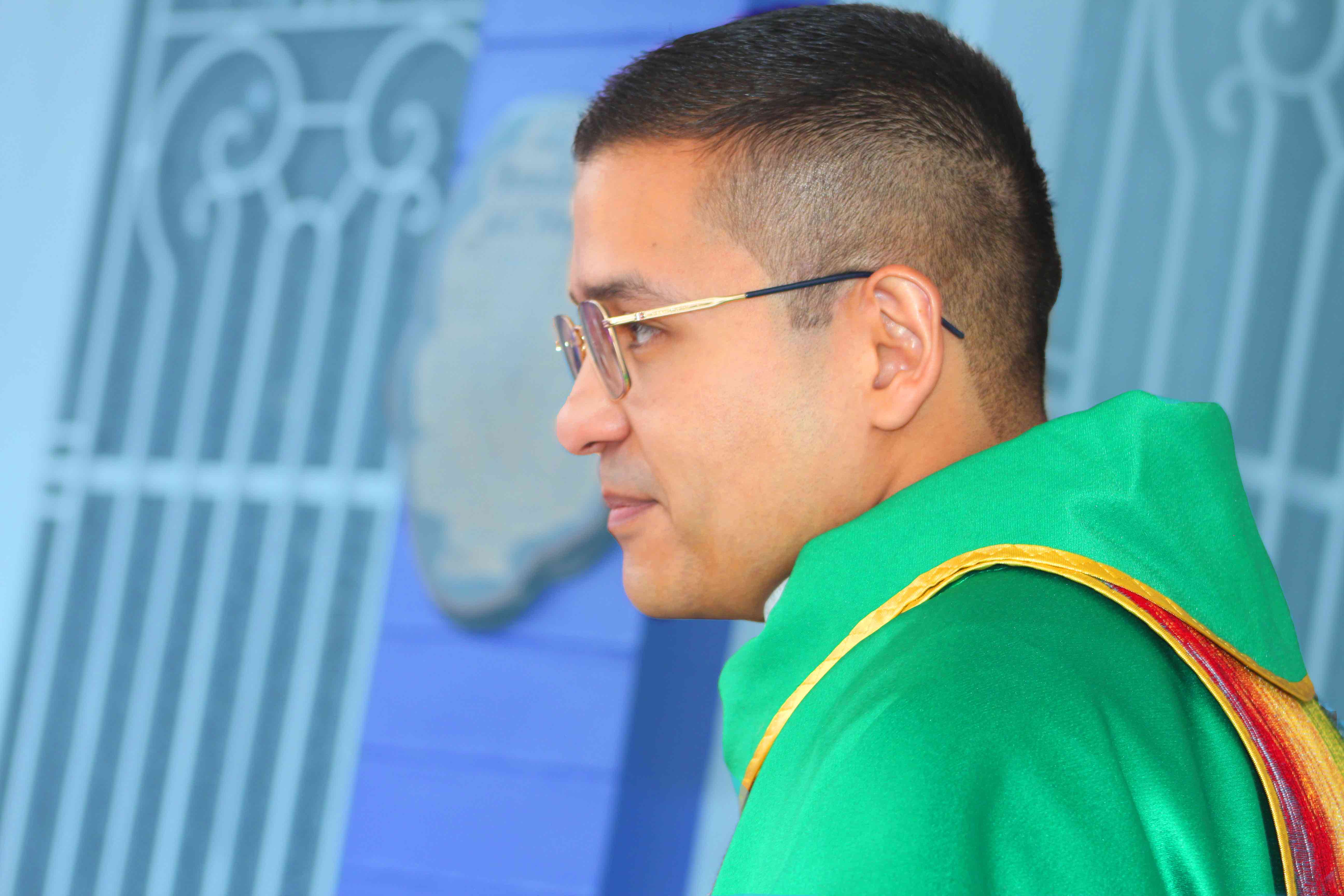 Director - La persona